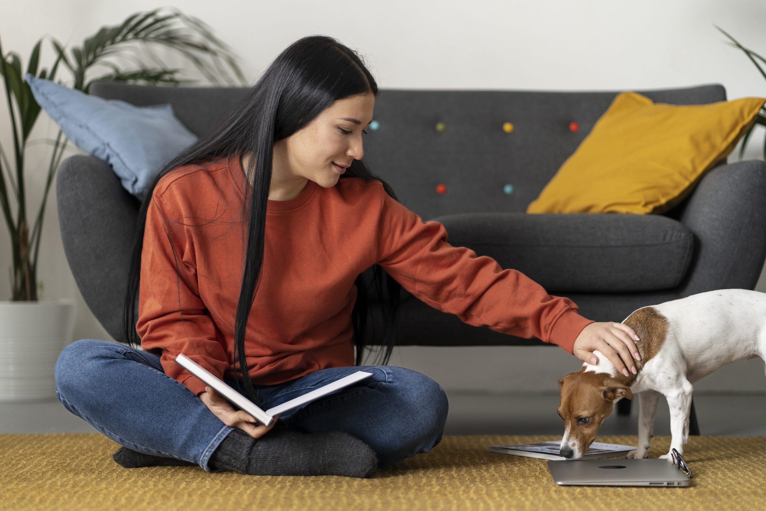 pet-lifestyle-together-with-owner-scaled.jpg pet-lifestyle-together-with-owner-scaled.jpg